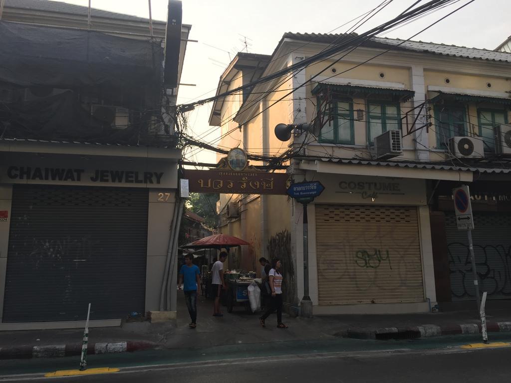 Ricos Honey Place Guesthouse Bangkok Eksteriør billede